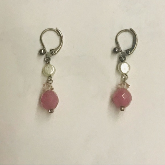 New Silver Color Dangle Earrings Pink Bead Faux Pearl Lever-back Closure - Picture 2 of 10